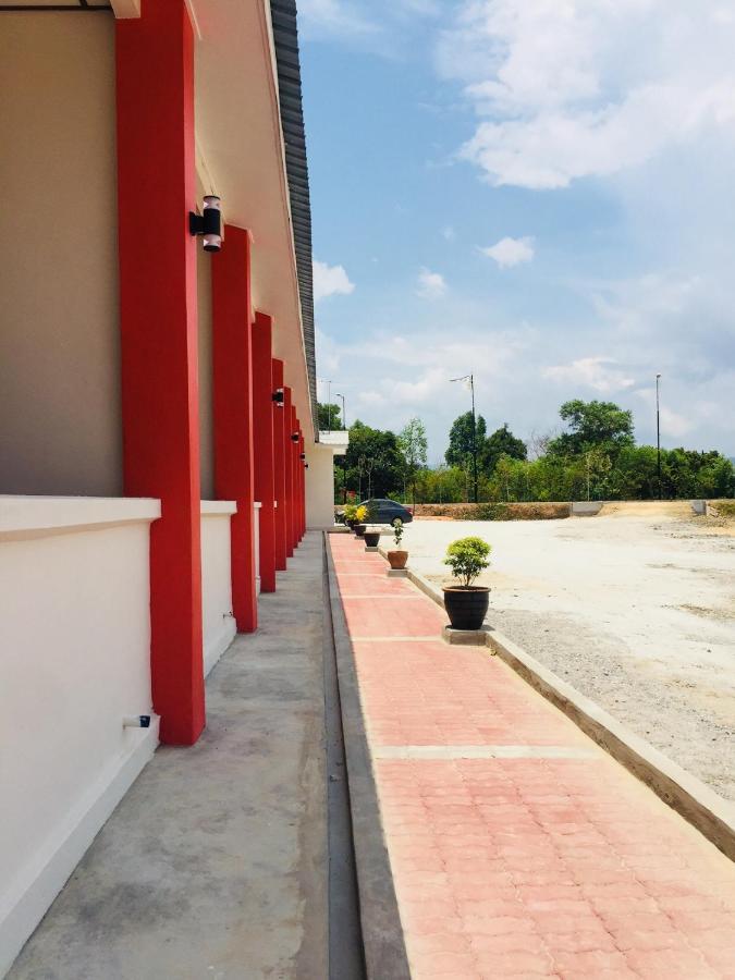Sri Embun Resort Langkawi Pantai Cenang  Zewnętrze zdjęcie