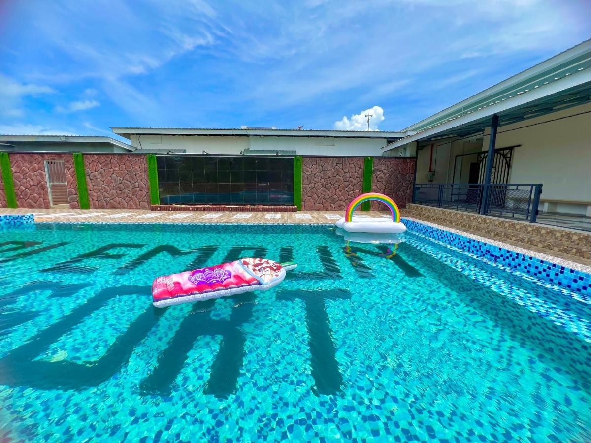 Sri Embun Resort Langkawi Pantai Cenang  Zewnętrze zdjęcie